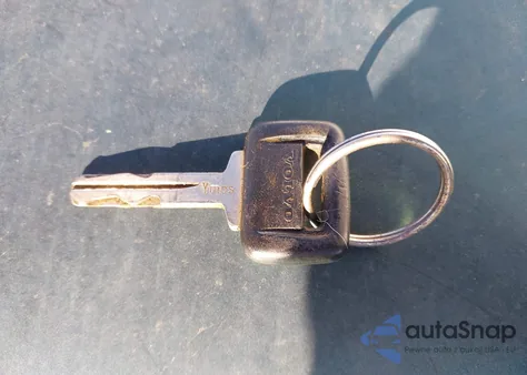 1997 Volvo 850 Gt z USA, uszkodzony, nr VIN YV1LS5548V2384633